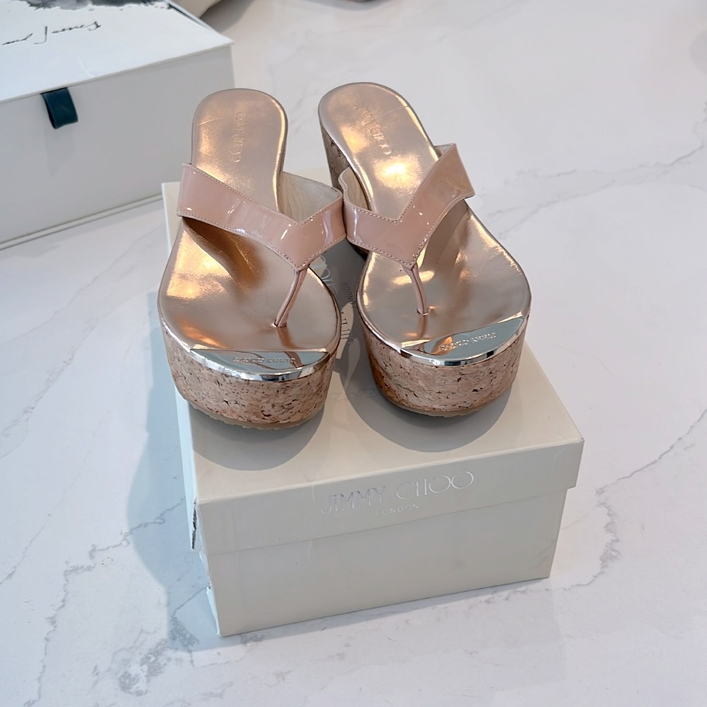 Jimmy Choo blush patent mirror, leather size 37 cork wedge